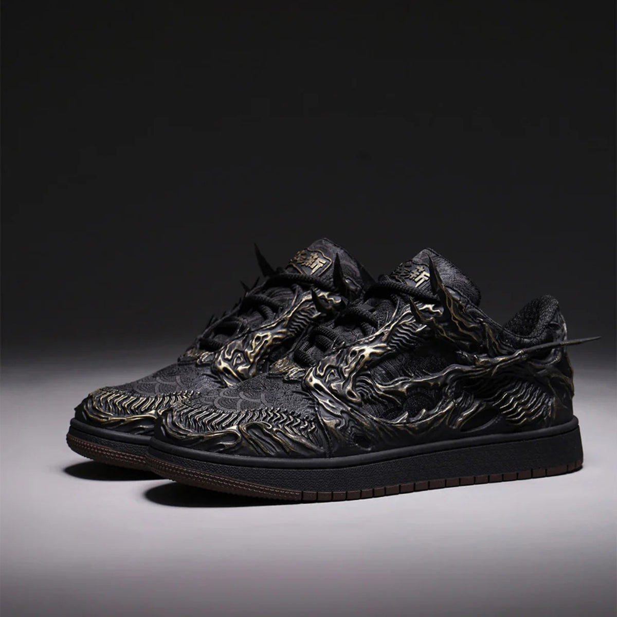Nihonga, Dragon Relief Edition Sneakers